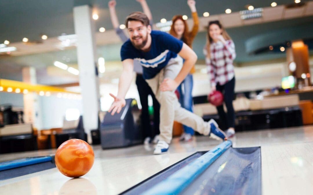 Strike It Big: How to Form a Bowling League for Your Bowling Alley